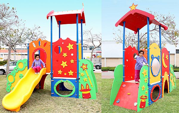 בית הקסמים מתקן חצר