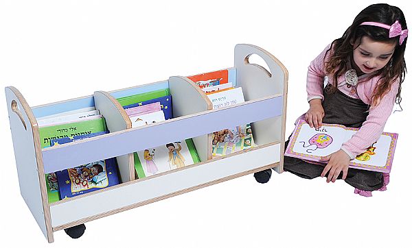 ספריה ניידת למעונות