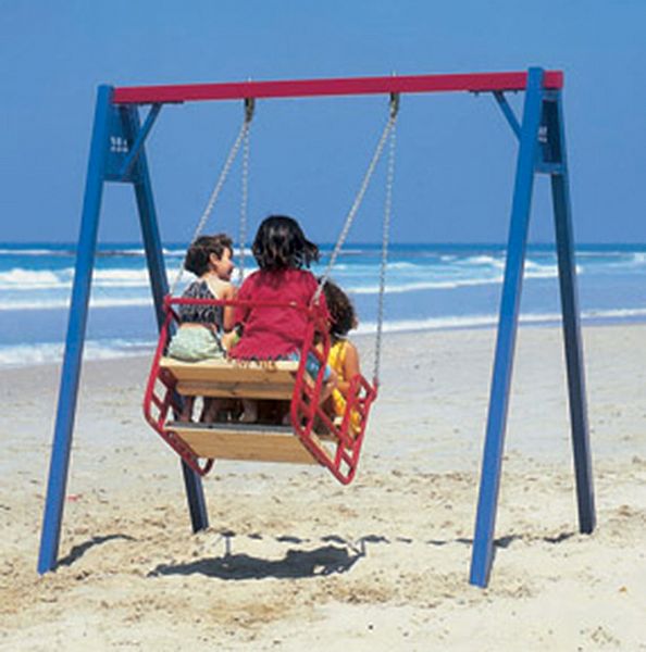 מתקן נדנדה גדולה ל - 4